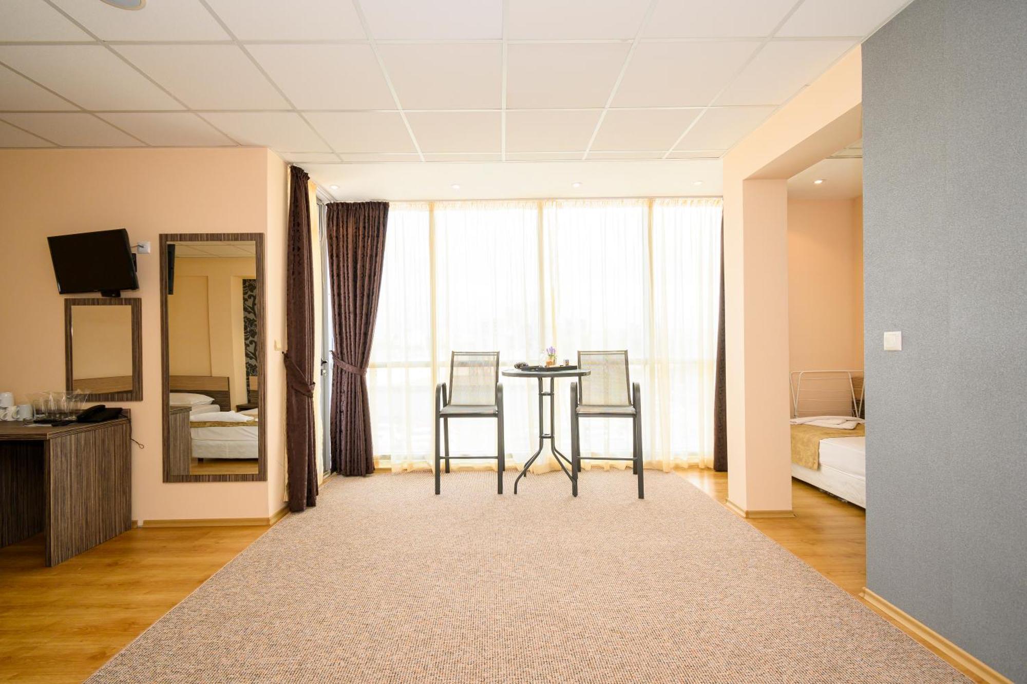 Hotel City Burgas City Exterior foto
